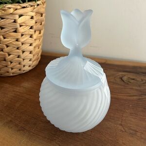 PartyLite Frosted Satin Blue Glass Votive Candle Holder Tulip Jar with lid